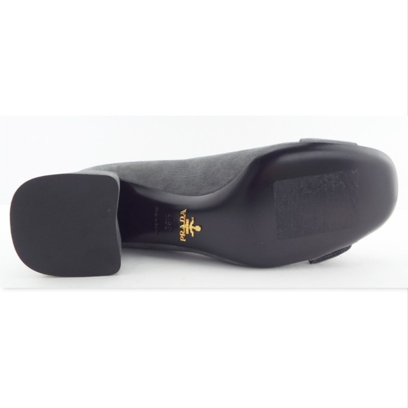 New PRADA Logo Detail Button Accent Ash Gray Suede Leather Block Heel Pumps 36.5 - Picture 8 of 8